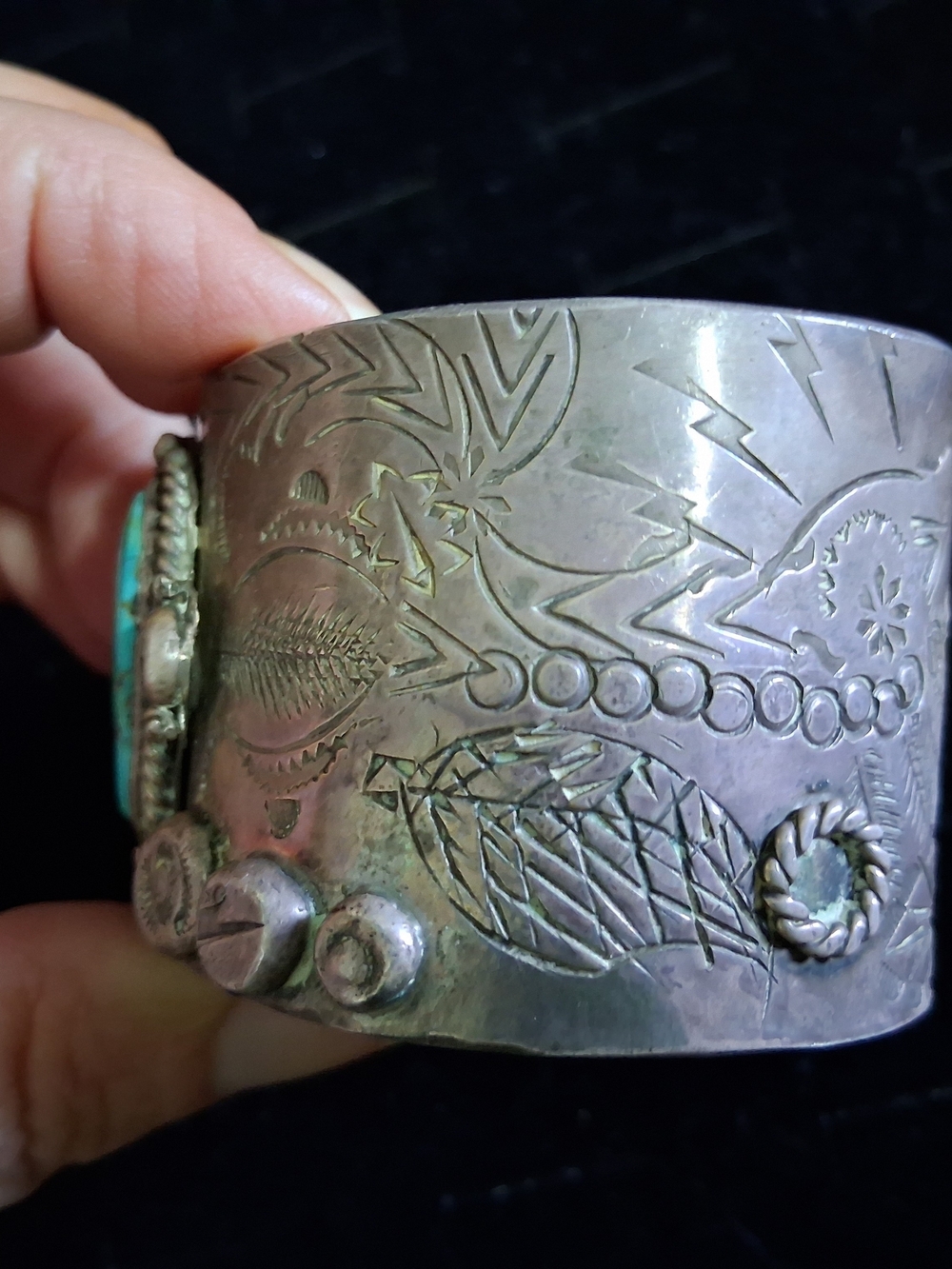 Old Pawn Native American Turquoise Oval Stone Sterling Silver Cuff Bracelet - Picture 5 of 16